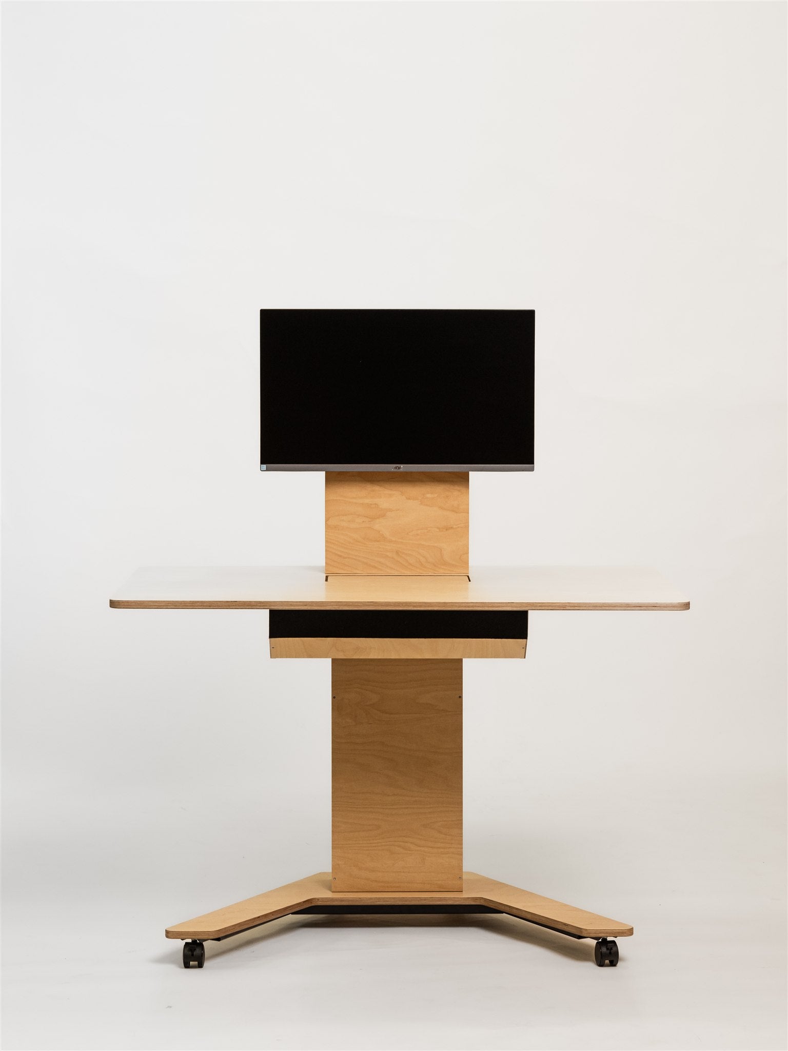 Limber Desk