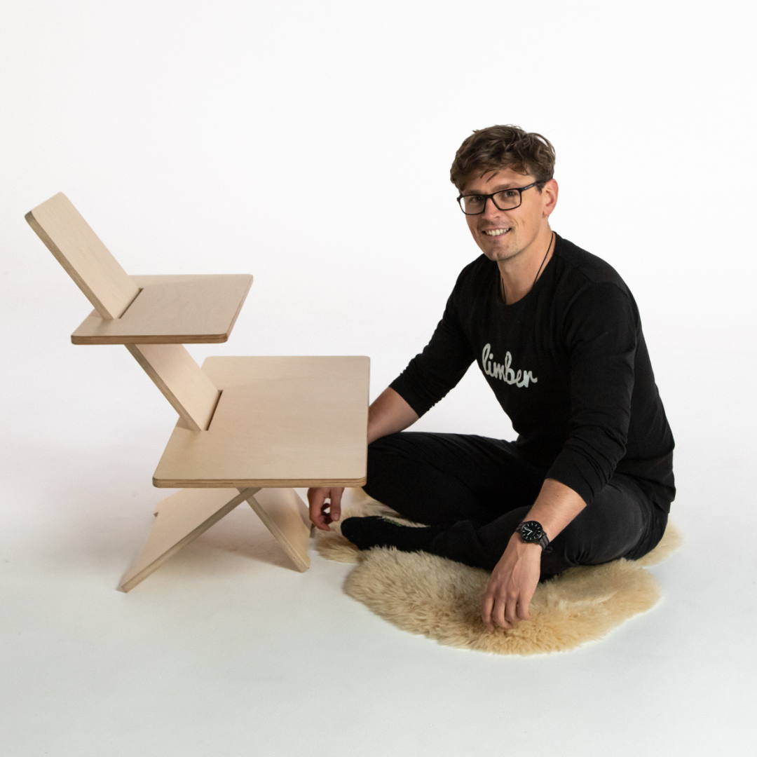 best standing desk or sitting desk